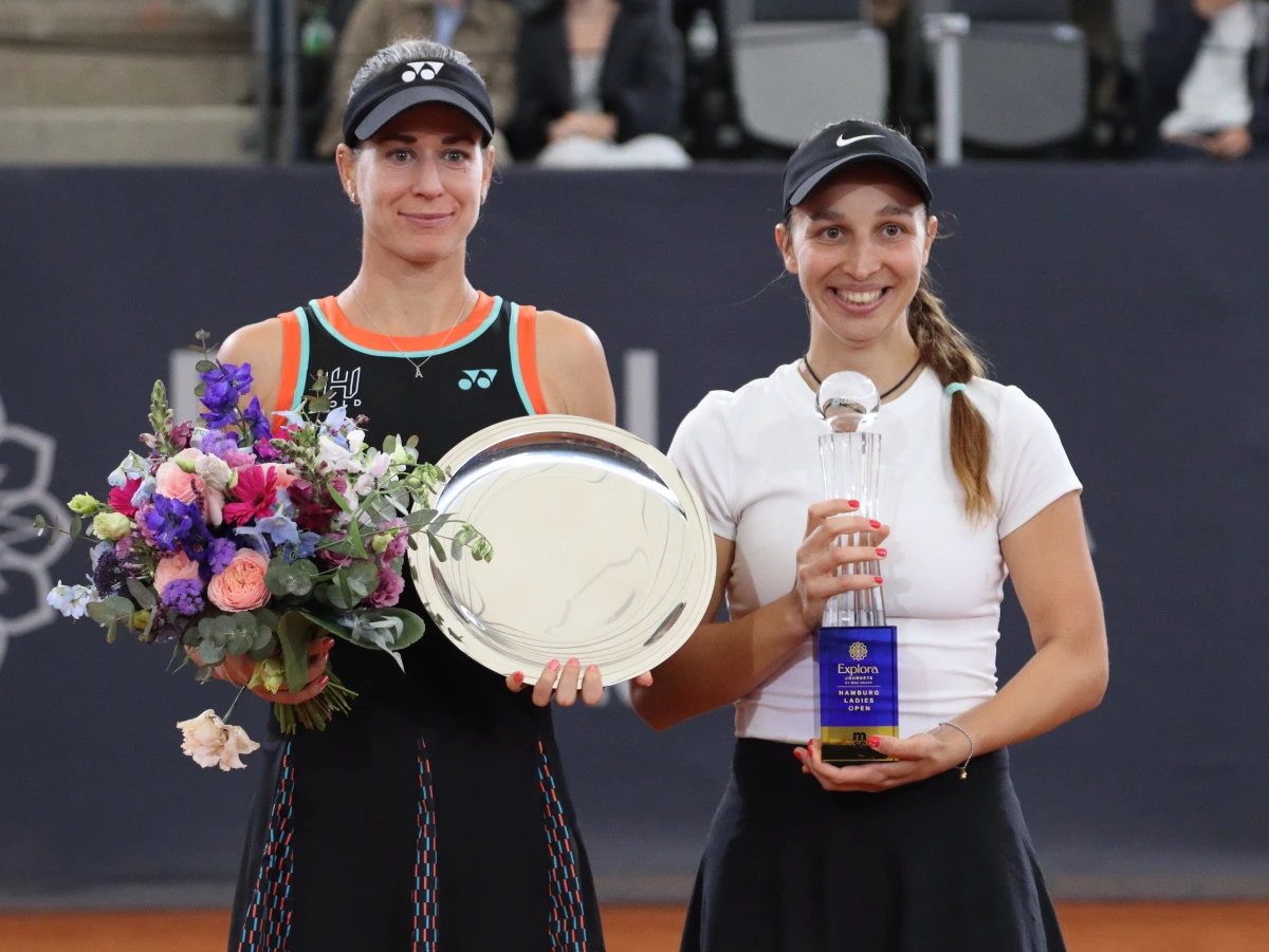 v.l.: Anna Bondar und Tamara Korpatsch
